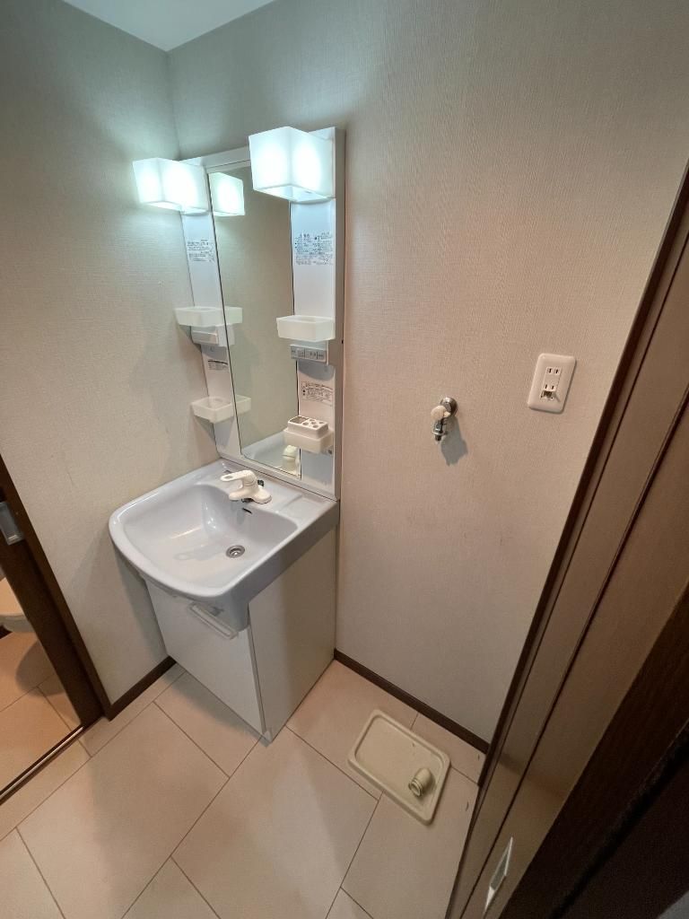 洗面設備　※別部屋参考写真