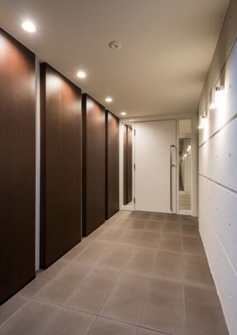 エントランス　エントランス