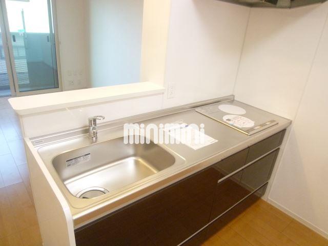 キッチン　ＩＨ２コンロでお料理たのしくできますね♪