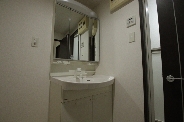 洗面設備　別室の参考写真です。※現況優先