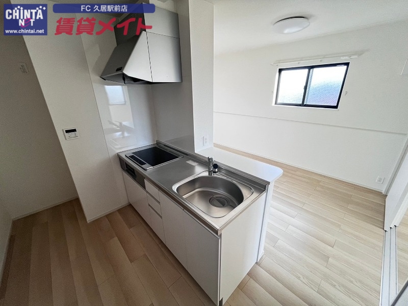 キッチン　同型参考写真