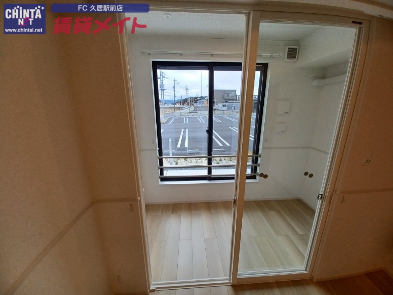 バルコニー　同型参考写真