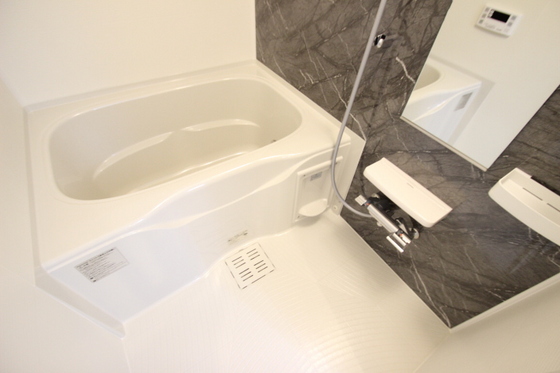 バス・シャワールーム　※別号室の写真です