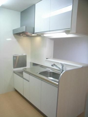 キッチン　収納たっぷりのカウンターキッチン