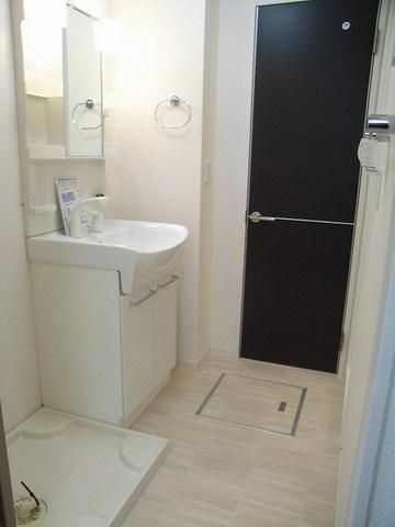 その他設備　室内洗濯機置場　脱衣所