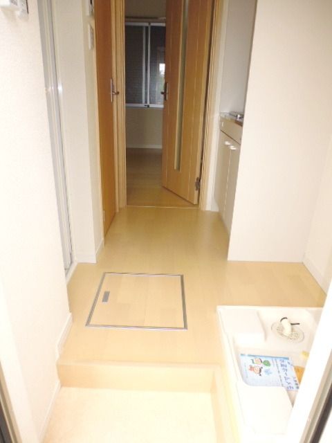 玄関　★オンライン内見対応可能★来店不要★タウンハウジング大和店★