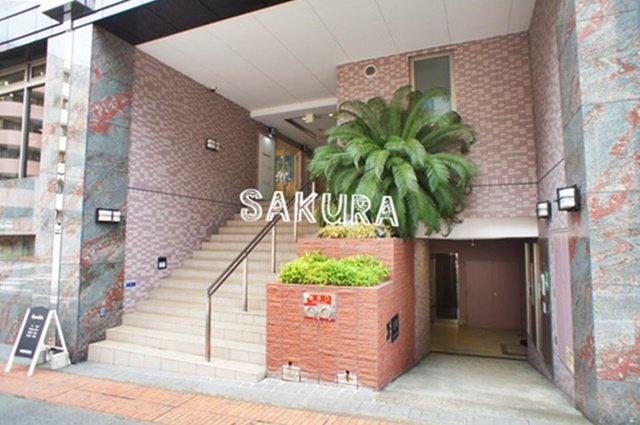 エントランス　毎日通るエントランスはこのようになっています♪