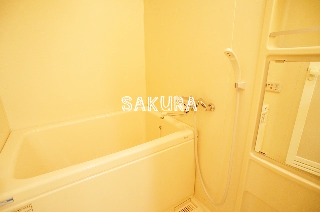 バス・シャワールーム　日々の疲れを癒すお風呂です♪