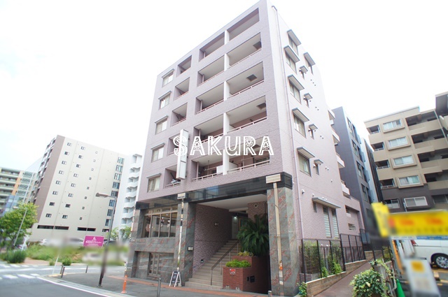 建物外観　最寄り駅まで徒歩4分の好立地♪