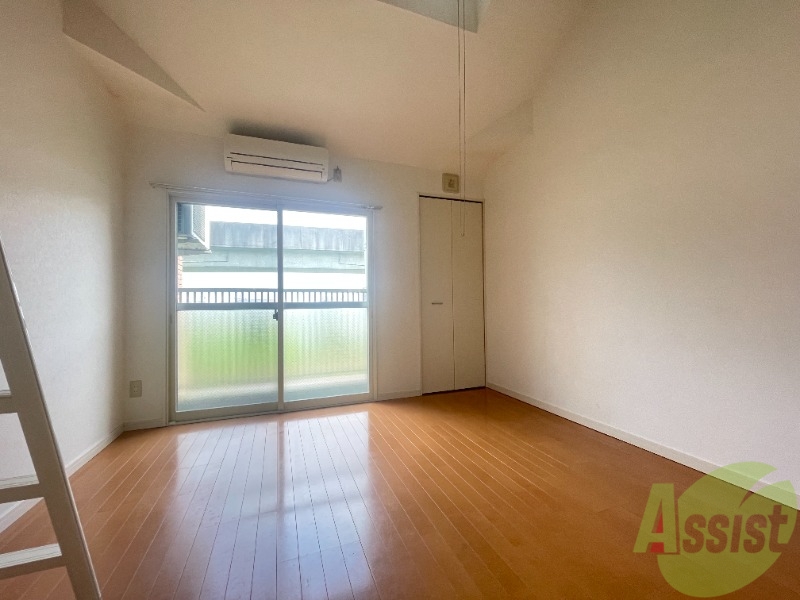 その他部屋・スペース　フローリングなのでベッドも置けちゃいます。