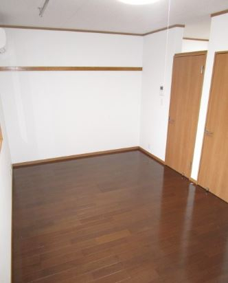 居室・リビング　ゆったりとした居間です