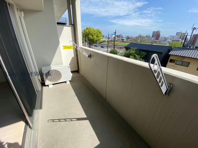 バルコニー　※同型・現況優先