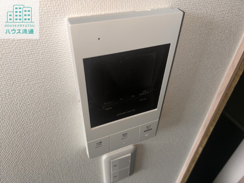 セキュリティ　※写真は別号室です。