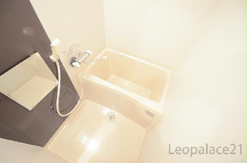 バス・シャワールーム　設備・使用は号室により異なる為、現況を優先いたします。