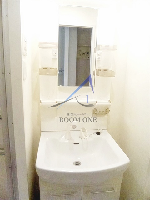 洗面設備　洗面台です。
