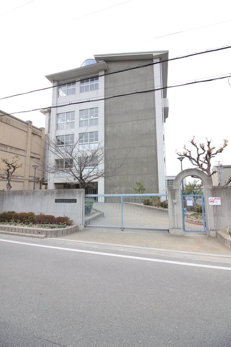 中学校　堺市立月州中学校（中学校）まで230m