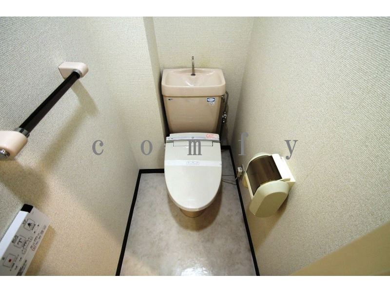 トイレ　ウォシュレット付きトイレ