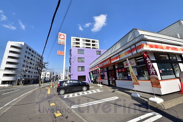 コンビニ　セイコーマート豊平3条店（コンビニ）まで143m