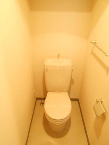 トイレ　同タイプ参考写真?