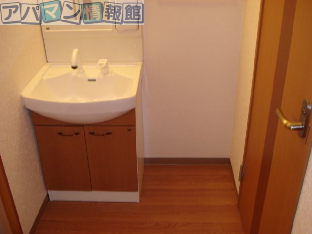 洗面設備　洗髪洗面化粧台