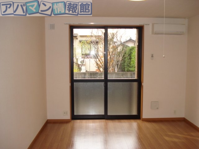 居室・リビング　洋室