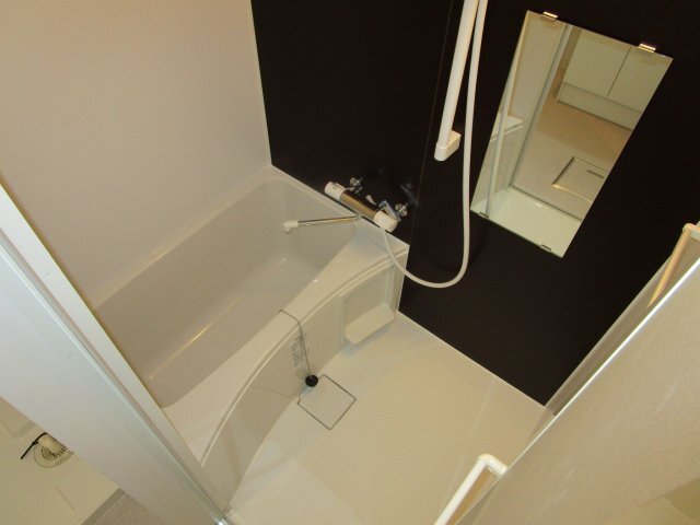 バス・シャワールーム　バス／シャワー