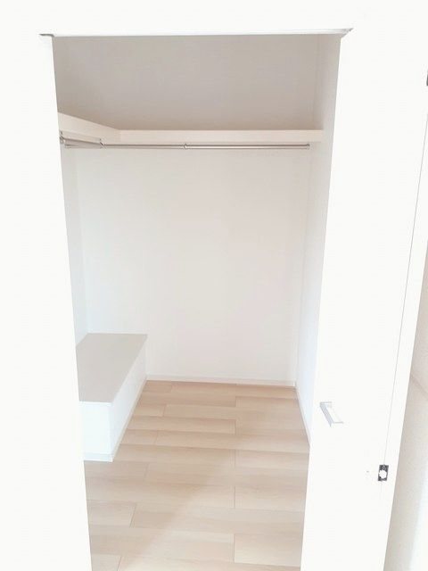 収納　ウォークインクローゼット