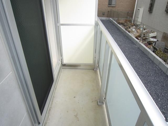 バルコニー　広々バルコニー