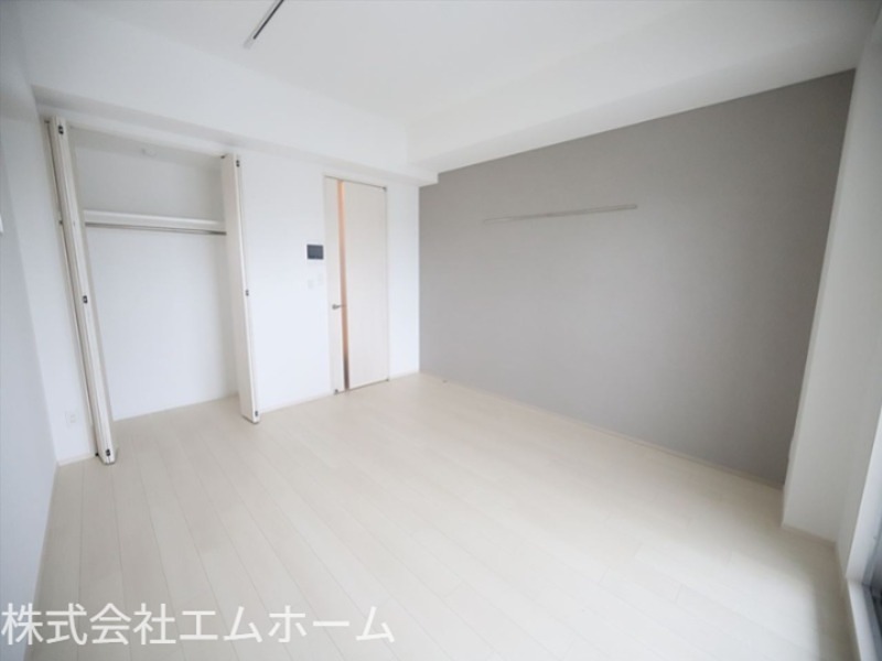 その他部屋・スペース　洋室9.7帖　クローゼット付