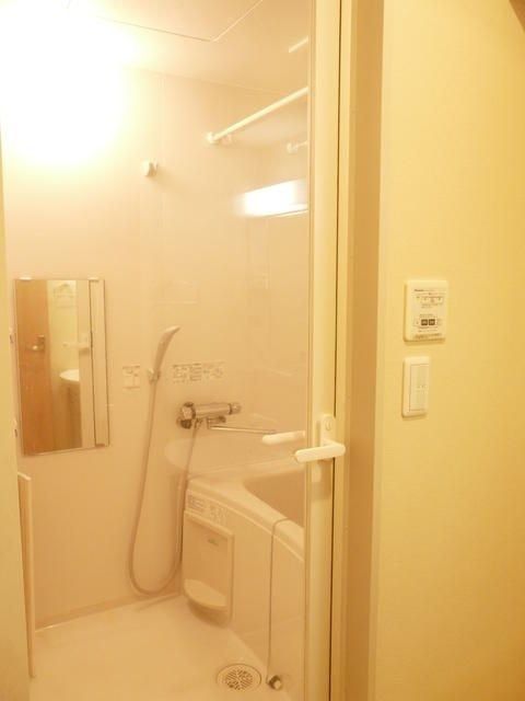 バス・シャワールーム　（別タイプ参考写真）Ｌｅ ｃｉｅｌ?? 板橋区??町