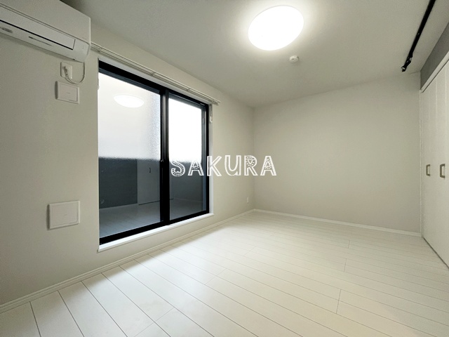 居室・リビング　開放感のあるゆったりとしたお部屋です♪