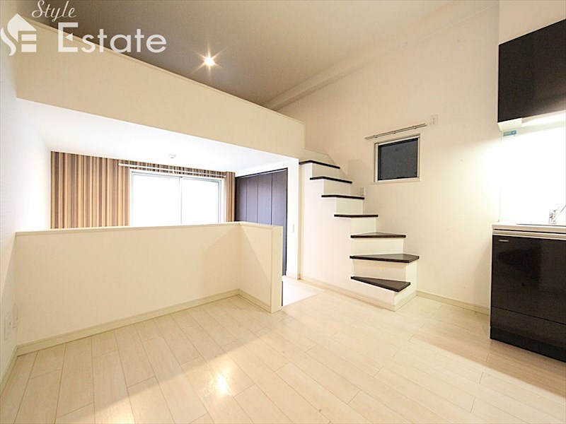 居室・リビング　内装