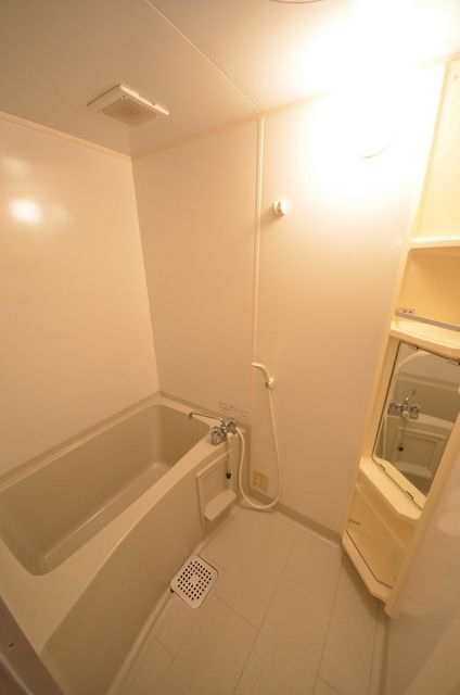 バス・シャワールーム　☆