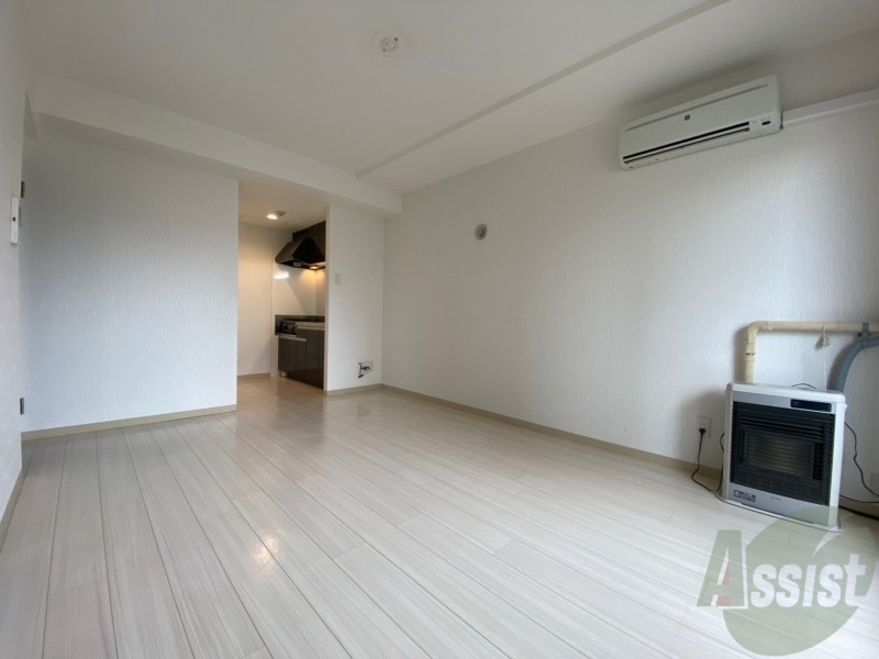 居室・リビング　広々としたリビングですね。使い勝手がよさそうですね！