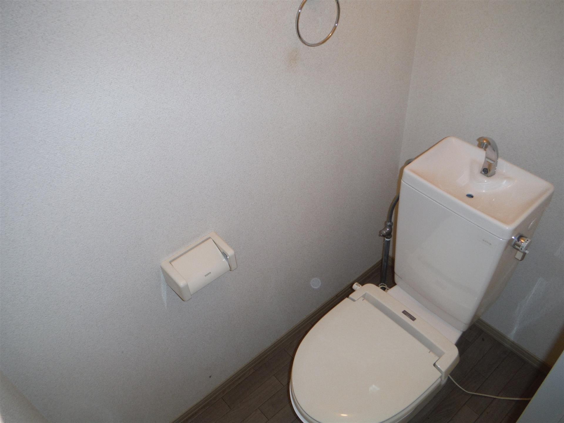 トイレ　トイレ