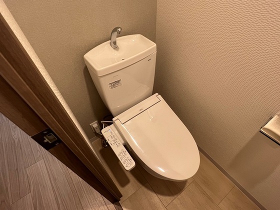 トイレ　※別部屋の写真です