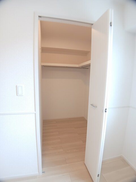 収納　ウォークインクローゼット