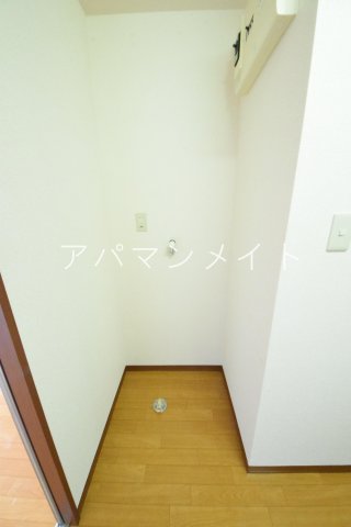 その他設備　洗濯機置場になります。