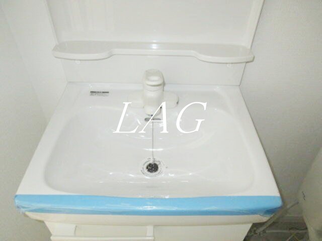 洗面設備　独立洗面台です。