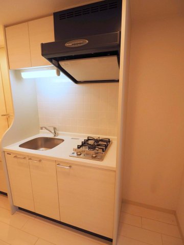 キッチン　プレサンス谷町アルファ