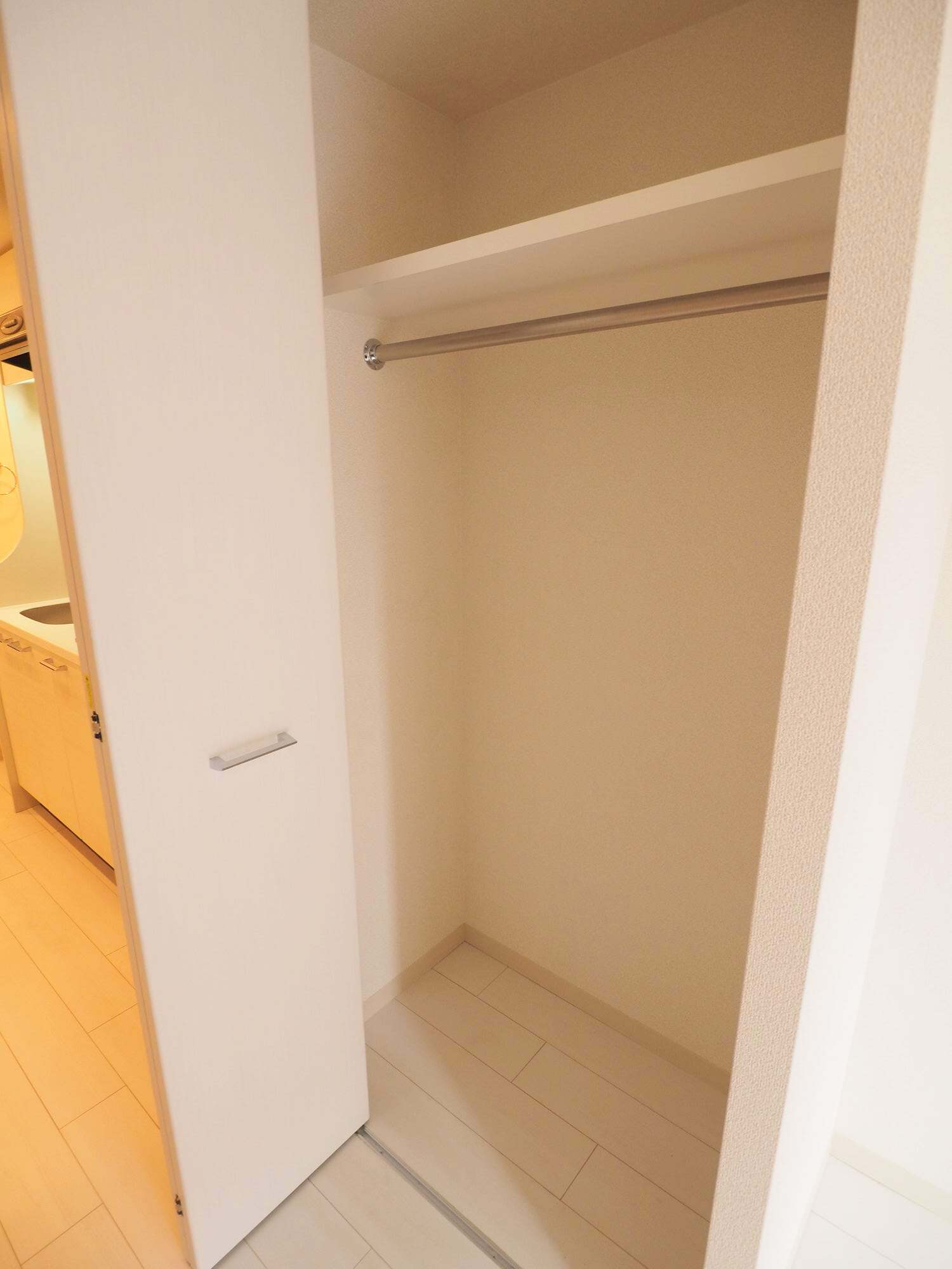 収納　プレサンス谷町アルファ