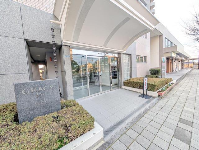 エントランス　エントランス