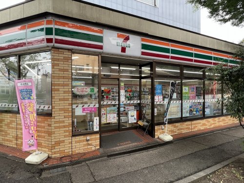 コンビニ　セブンイレブン名古屋大須観音店（コンビニ）まで22m