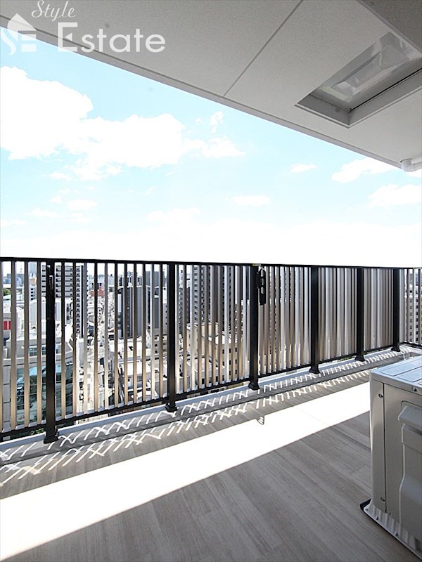 バルコニー　バルコニー