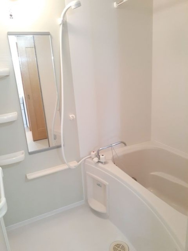 バス・シャワールーム　図面と現状に相違がある場合には現状を優先