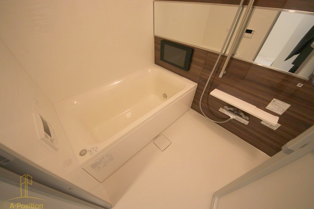 バス・シャワールーム　レオングラン本町橋