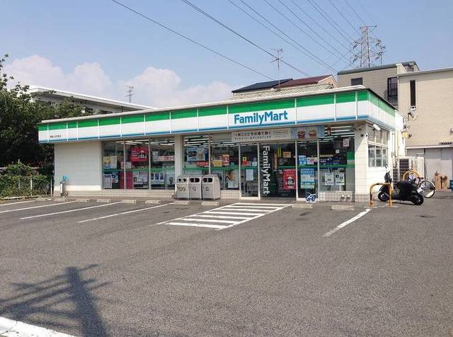 コンビニ　ファミリーマート堺南清水町店（コンビニ）まで734m