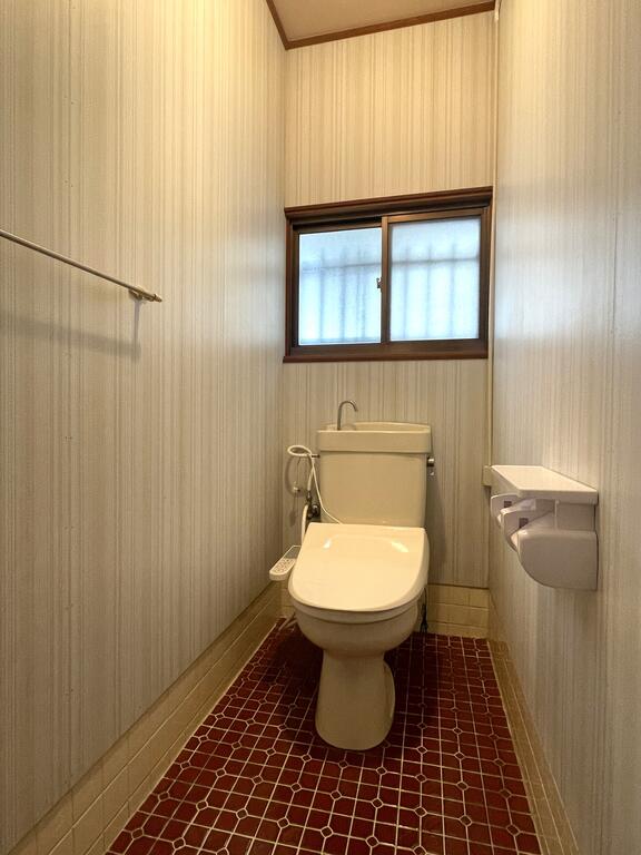 枝光5丁目平屋のトイレ写真