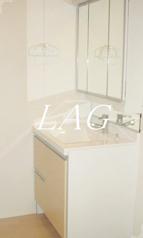 洗面設備　洗面台です。