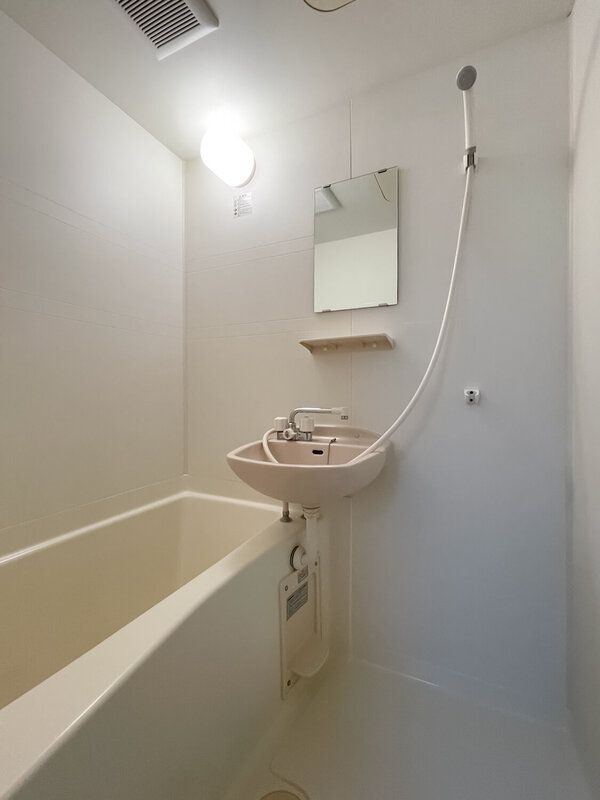 バス・シャワールーム　同物件別室写真